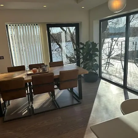 Villa Flott Moderne Hus Langs Elven! *