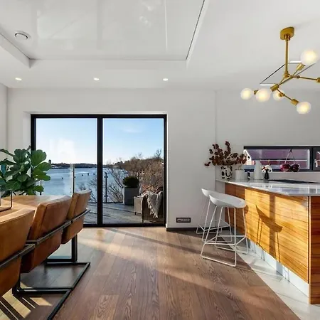 Flott Moderne Hus Langs Elven! *