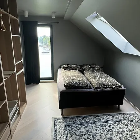 Flott Moderne Hus Langs Elven! *