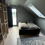 Flott Moderne Hus Langs Elven! *