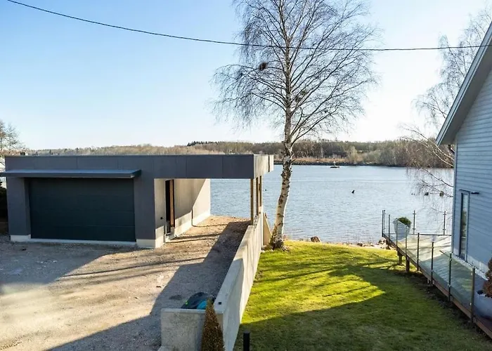 Flott Moderne Hus Langs Elven! * Fredrikstad