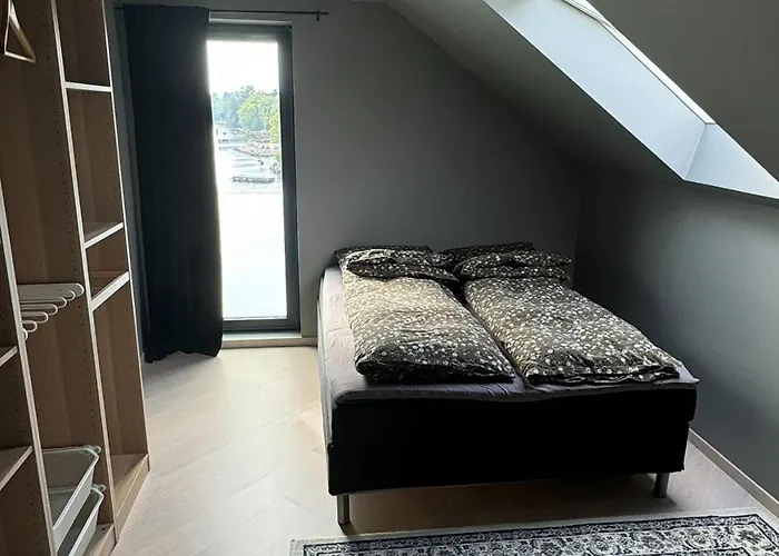 Flott Moderne Hus Langs Elven! *